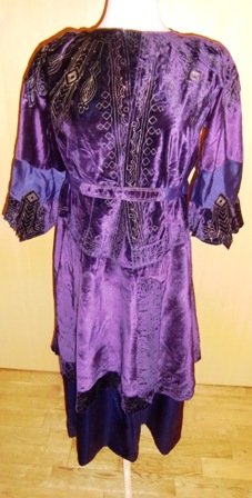 xxM387M Mme Babani 1920s velvet dress